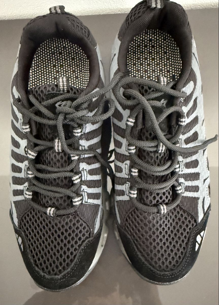 Damenschuhe: OUTDOOR Sneakers Grösse 39 – Neu (gemäss Beschreibung) aus Pfeffikon LU von pepino17