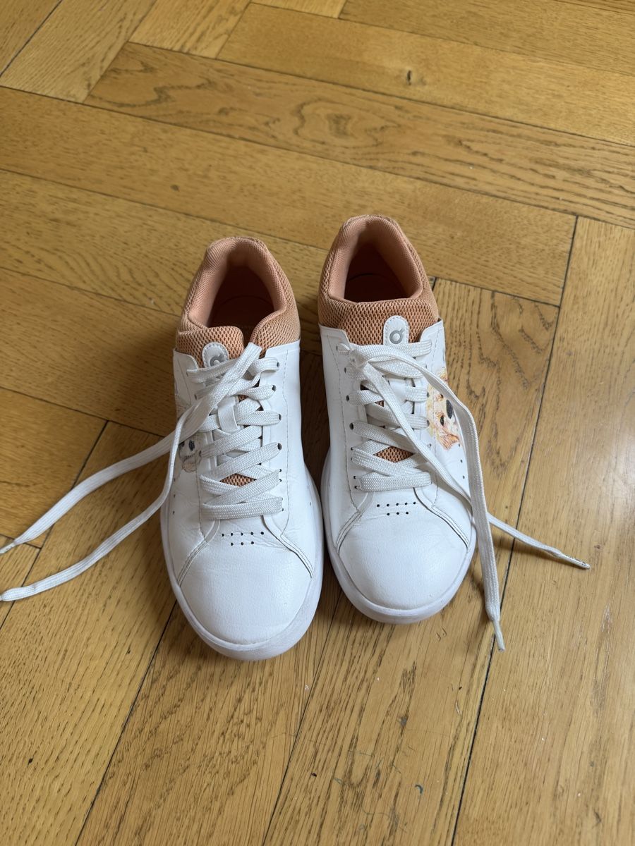 Damenschuhe: Hand-Drawn Dog Sneakers – Gebraucht aus Genève von Stephanie.xx 2