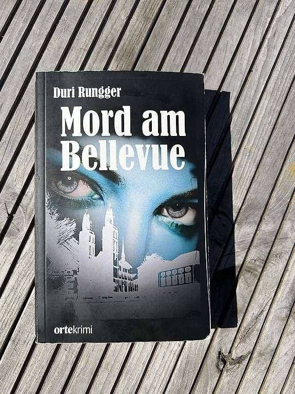 Libri: Duri Rungger "Mord am Bellevue" – Usato da Winterthur venduto da Malaika5