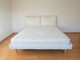 Matelas DORELAN + lit double