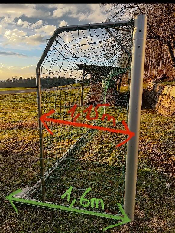 Porte da calcio e da hockey: Massives Fussballtor – Usato da Wernetshausen venduto da ruepet1 3