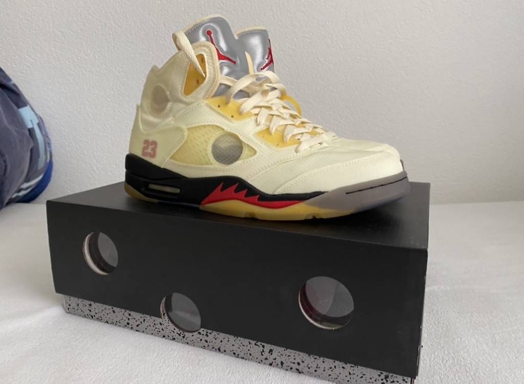 Scarpe da uomo: Jordan 5 Off White Sail – Usato da Romanshorn venduto da sil_6qc6