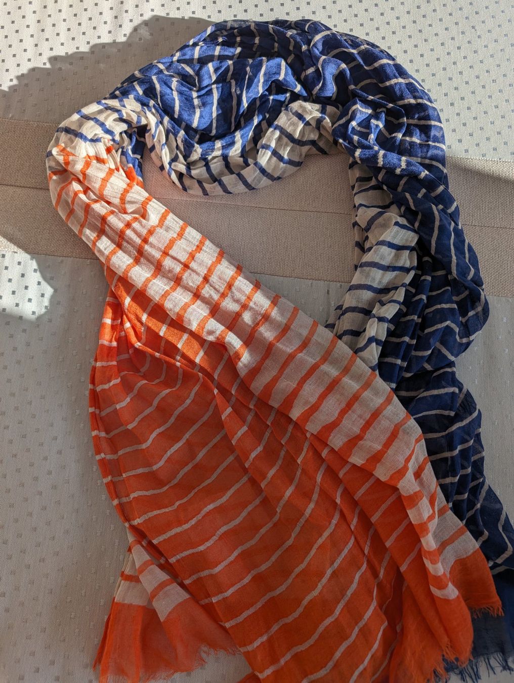 Foulard & Sciarpe: Silk scarf from Globus – Usato da Glis venduto da livespringly 1