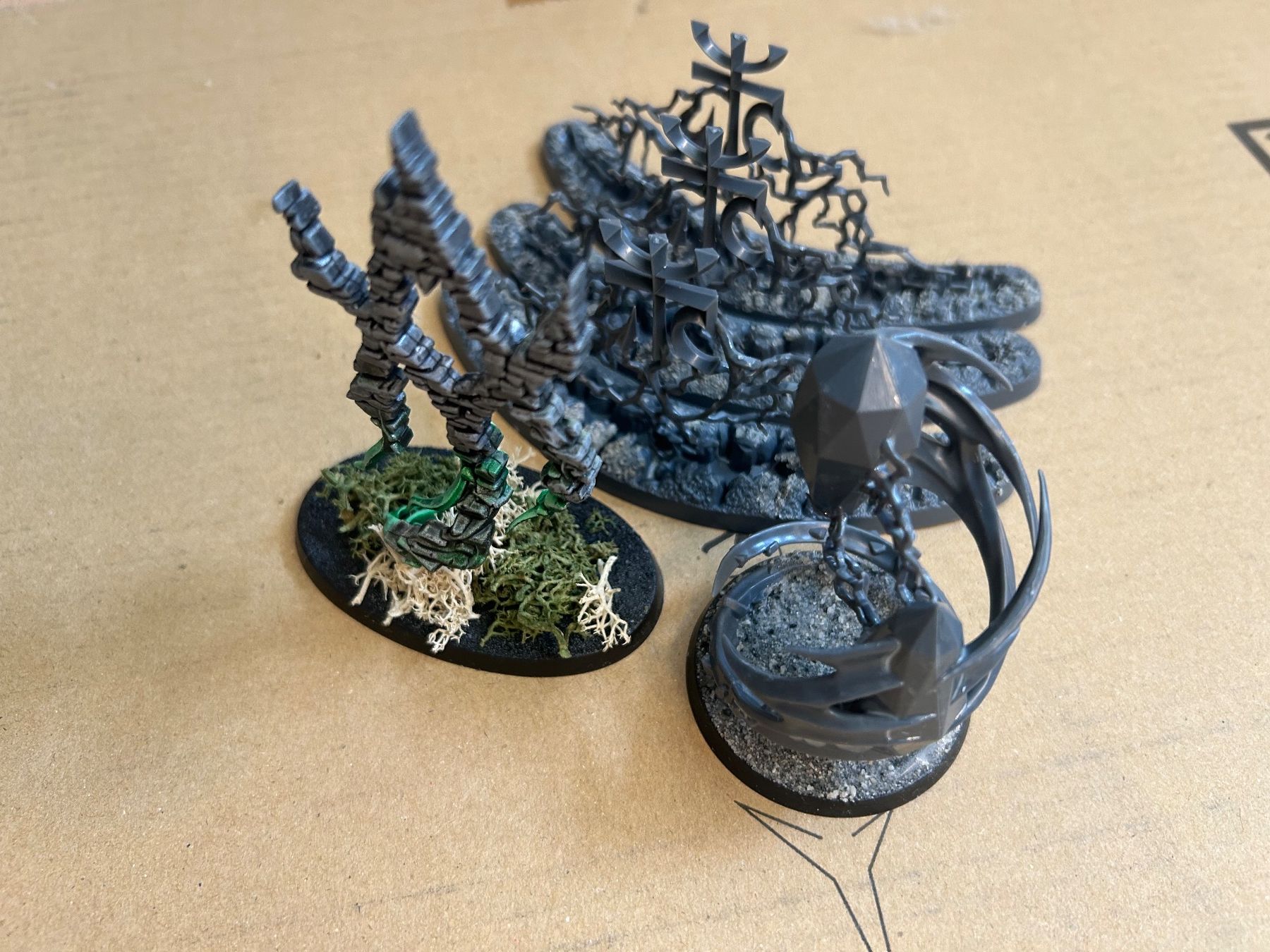 Kit di modellismo & Modellini statici: Warhammer AOS Lumineth Realm Lords endless spells – Usato da Le Brassus venduto da Hollywood_gni 1