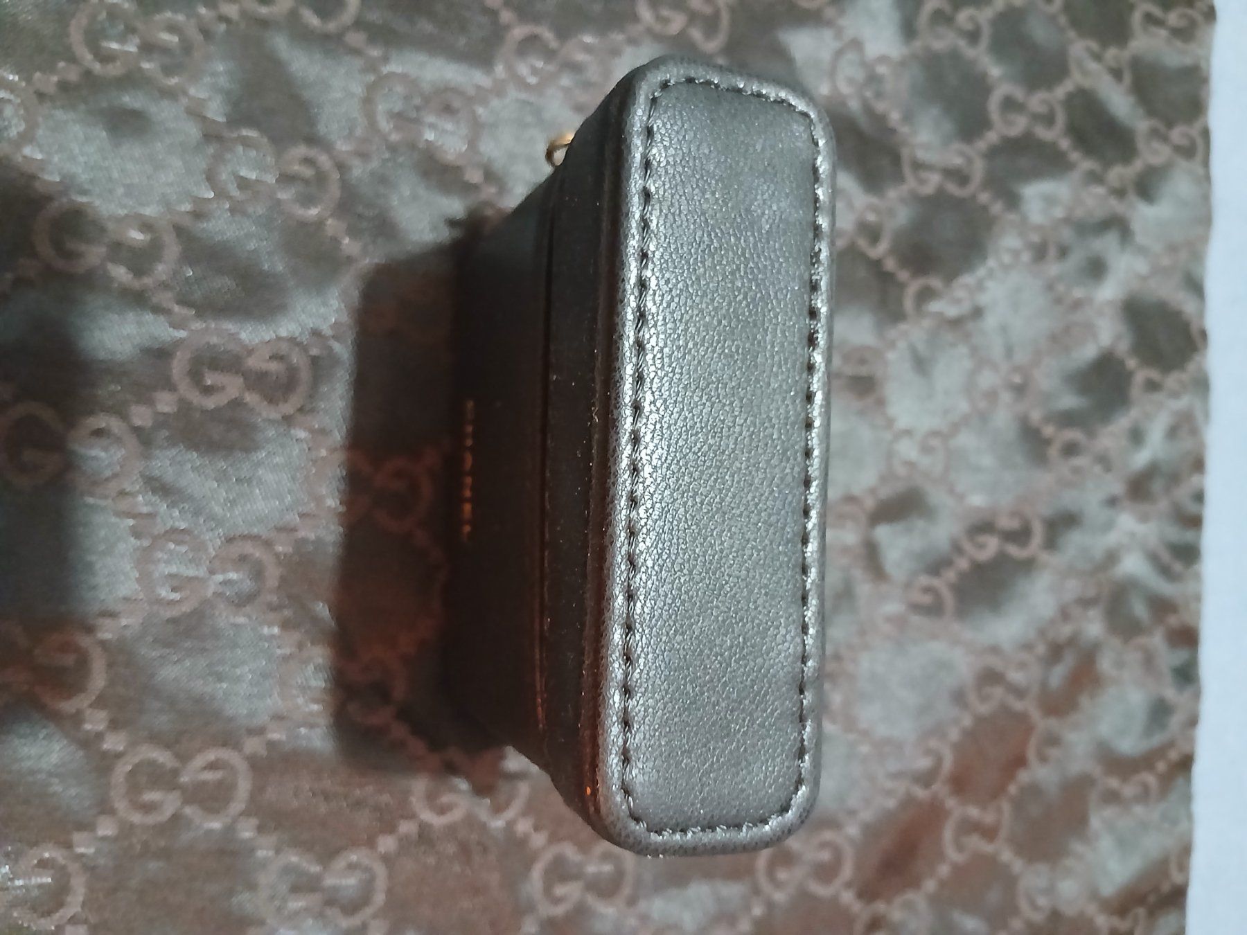 Chanel Borse da donna: Chanel vip gift makeup bag – Nuovo e nell'imballaggio originale da Le Grand-Saconnex venduto da Rgt87 1