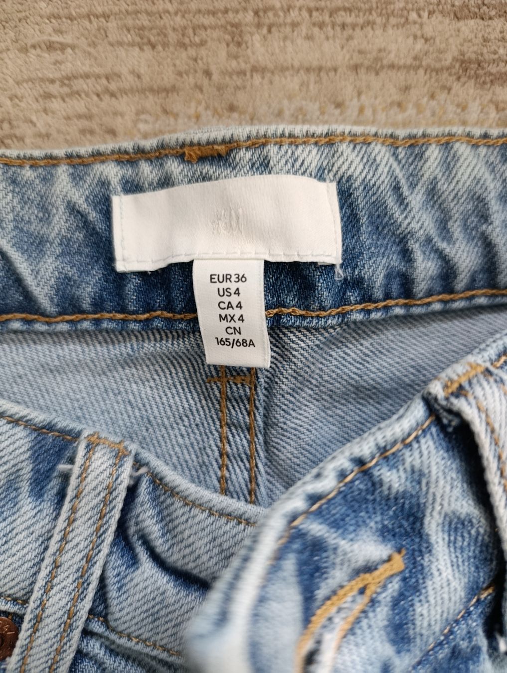 H&M Jeans: JEAN H&M COUPE DROITE 36 BLEU USE – Nuovo (secondo la descrizione) da Sierre venduto da shirley04 2