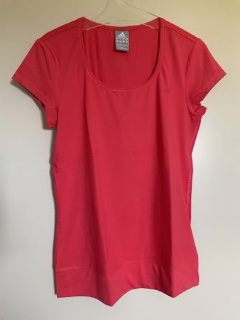 T-shirt Adidas rouge taille S