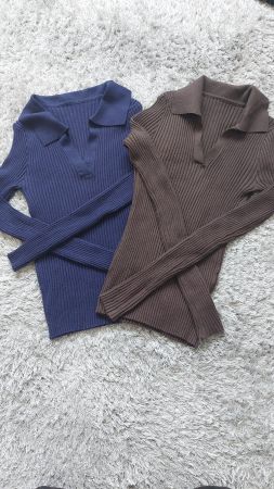Deux hauts taille S, neufs