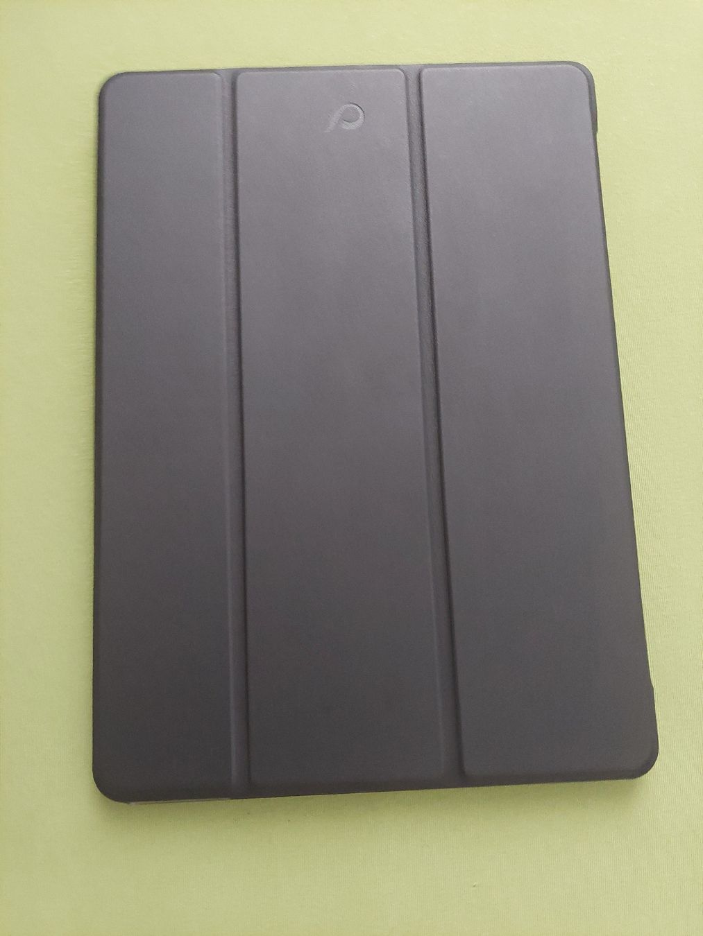 Altri accessori: Schutzhülle für iPad - Neu – Nuovo (secondo la descrizione) da Luzern venduto da M.Ai