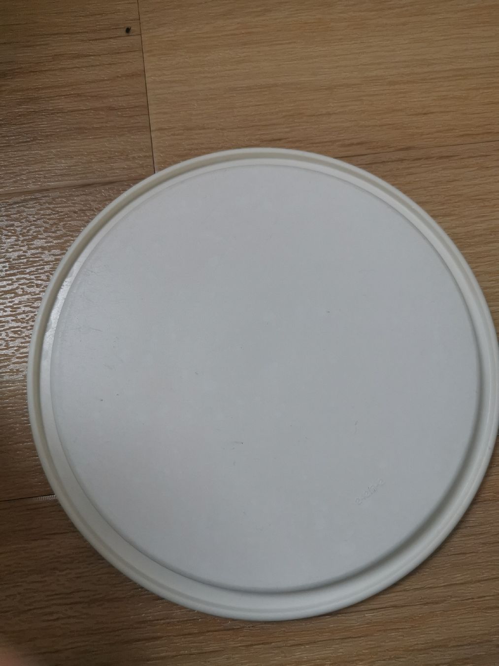 Tupperware Contenitori & Simili: Tupperware Dose Vorratsdose weiss – Usato da Hergiswil NW venduto da Pexiilexii 3