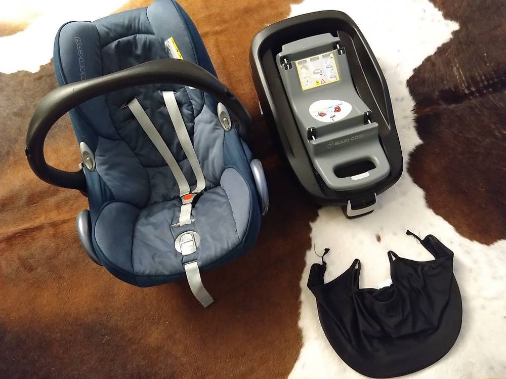 Maxi-Cosi Sièges auto: Maxi cosi - Baby car seat + isofix – D'occasion à Dietikon par tiagodll