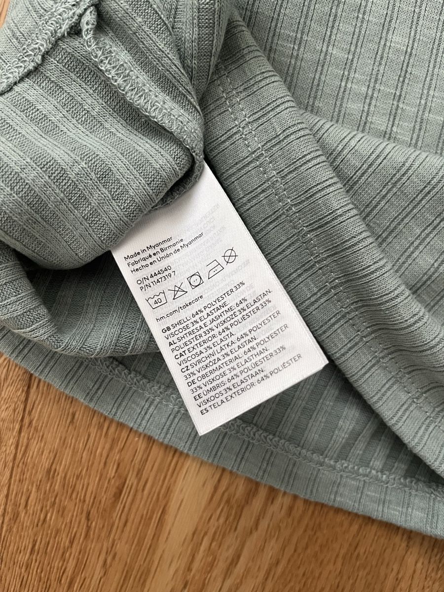 H&M Camicie, T-shirt & Polo: H&M Tshirt, Gr. 98 – Usato da Interlaken venduto da fbnscl 3