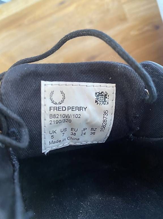 Scarpe da donna: Fred Perry Loafers Gr.38 – Usato da Lantsch/ Lenz venduto da Krawallier 4