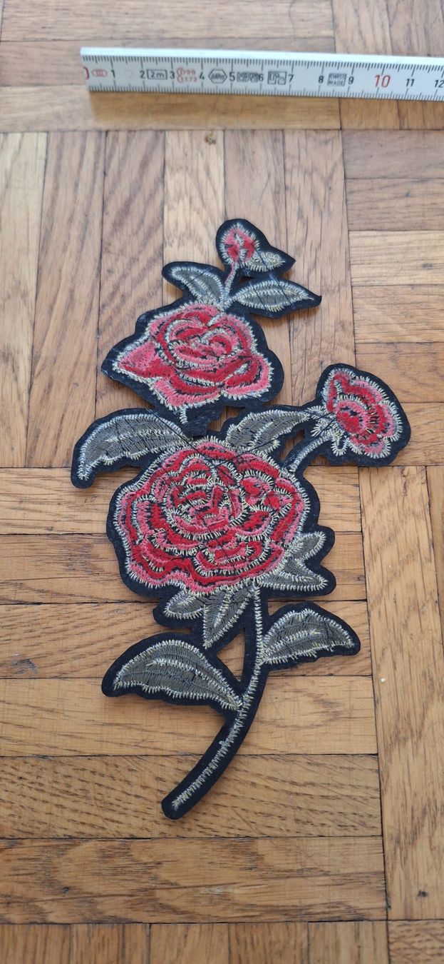 Patches: Rose erhöt Bügel Bild – Gebraucht aus Wetzikon ZH von NaWetzi 3