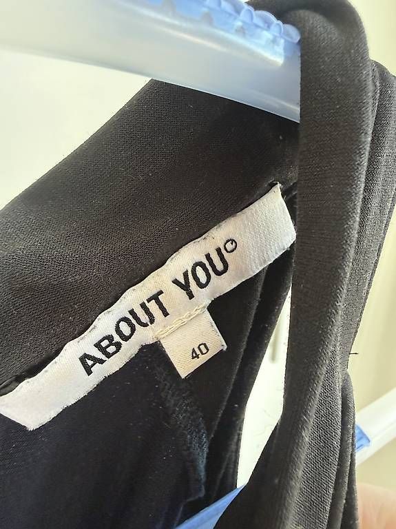 Robes: Blaues Kleid, Gr 40 – D'occasion à Zürich par mel_v8qp 1