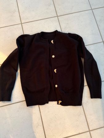 Schwarze Strickjacke mit goldenen Details, Grösse M