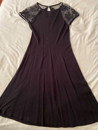 Benetton Kleid aus Viskose, neu