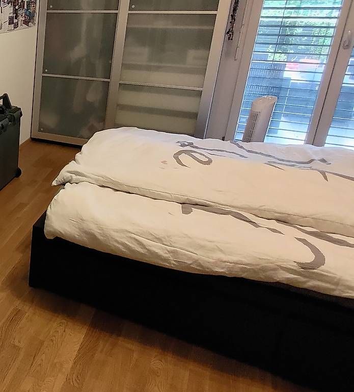 Letti: Lit double avec tiroirs, sommier, matelas et commodes – Usato da Chatonnaye venduto da scharf 1