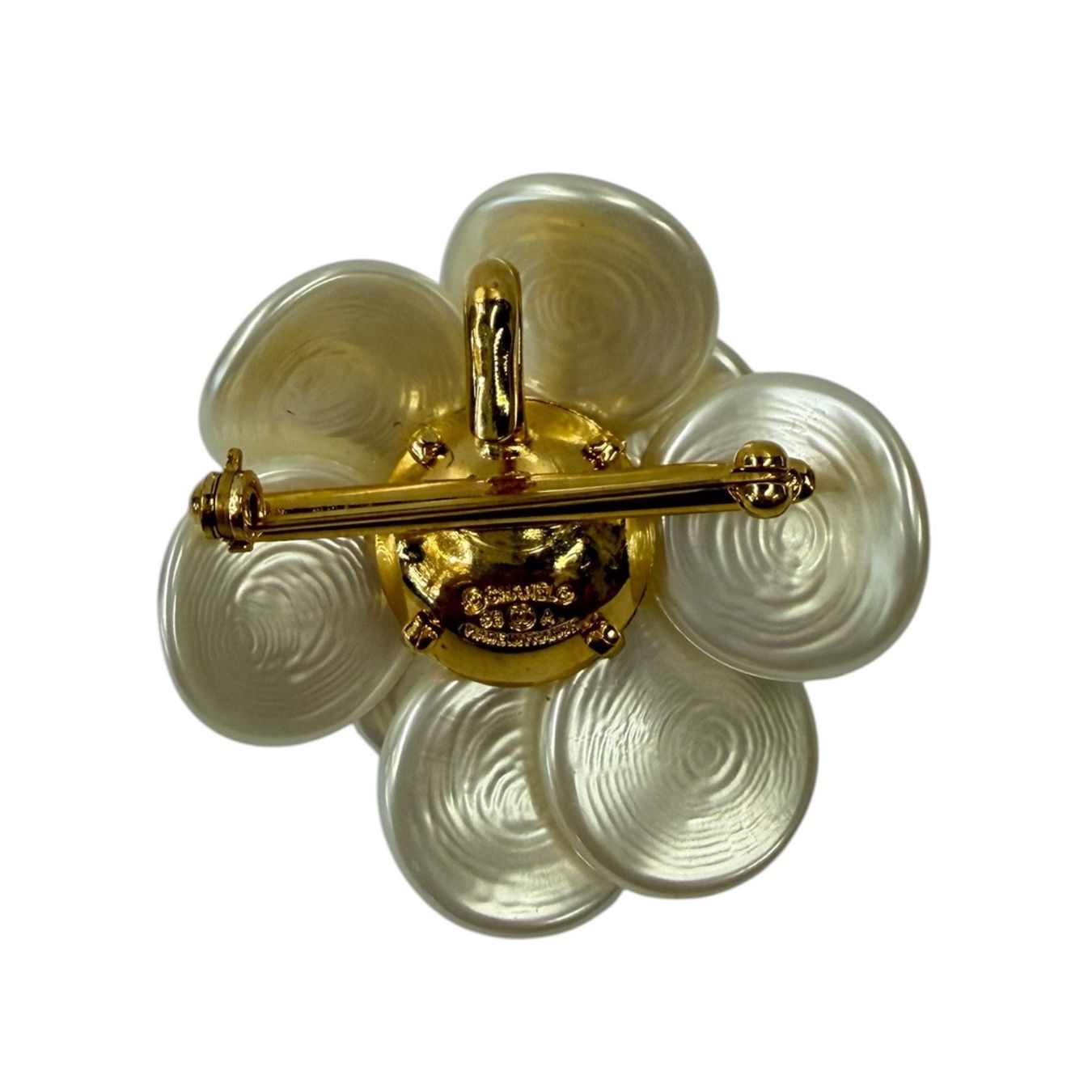 Chanel Broschen & Nadeln: Broche Chanel Vintage – Gebraucht aus Nyon von Gayanyon 2