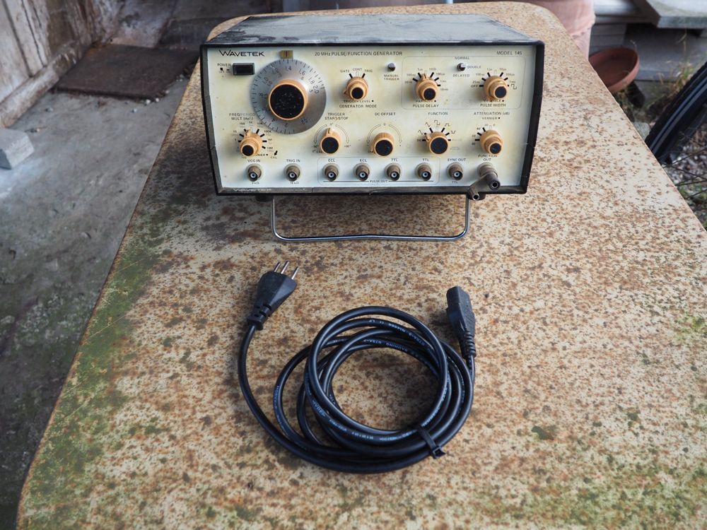 Wavetek Function / Pulse Generator (Defekt) in Schänis für CHF 48.5 ...