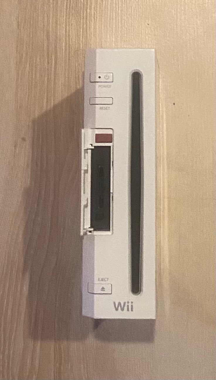 Nintendo Console: Nintendo Wii Konsole mit Zubehör – Usato da Bätterkinden venduto da nam_whz2 8