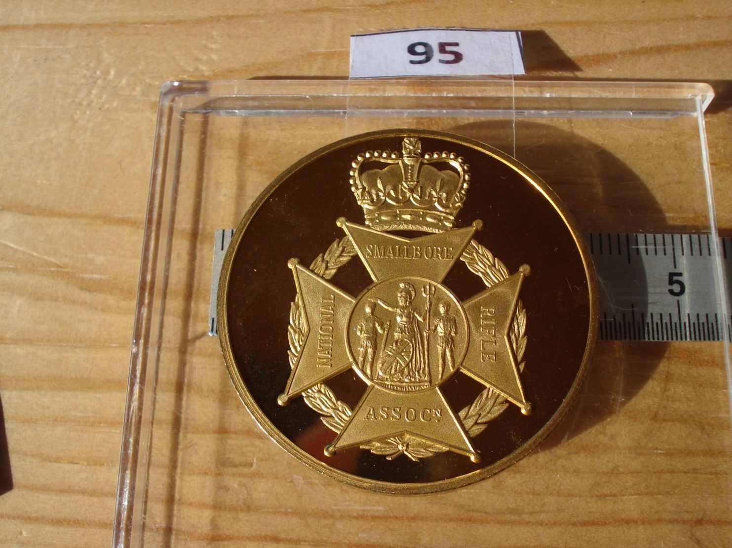 Medaillen: (BM) Médaille N°95 – Gebraucht aus Erlach von Net-Coins