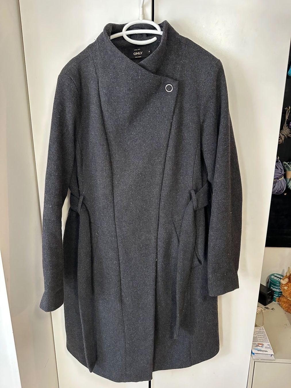 Only Cappotti: Only Mantel grau (M) – Usato da Schaan venduto da Hermine2018
