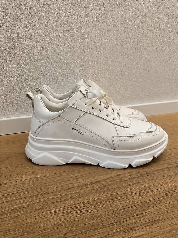 Copenhagen Chaussures femmes: Copenhagen Studios Sneaker CPH40 Gr. 38 – D'occasion à Rothenburg par jas_7v8s 1