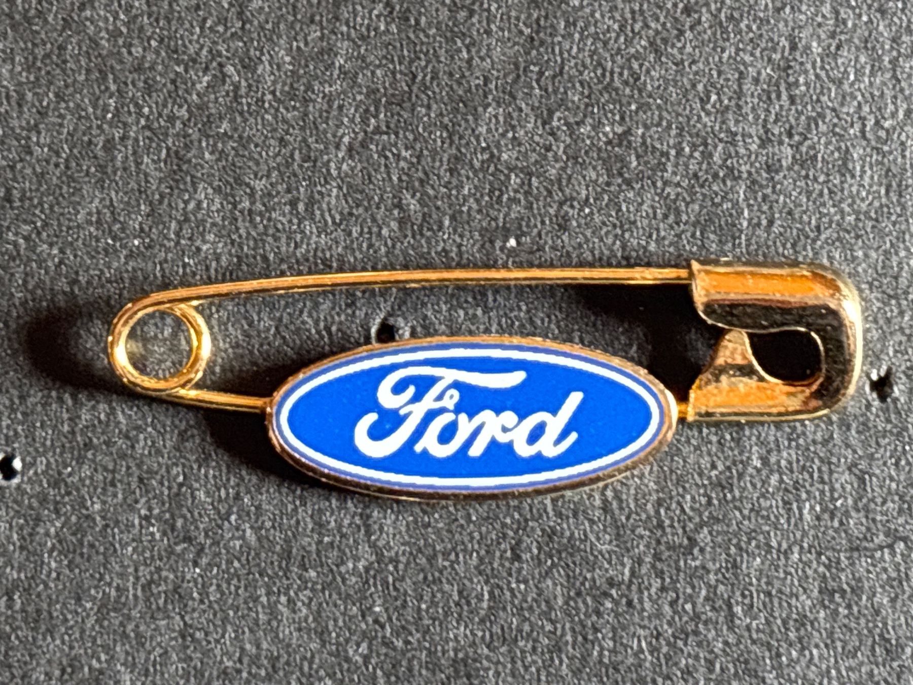Plaketten & Abzeichen: Sicherheitsnadel Ford – Gebraucht aus Lützelflüh-Goldbach von NicoleL.