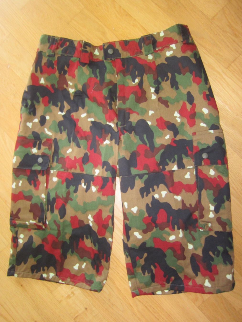 Schweizer Armee Uniformi: TAZ Hosenn kurz Gr.48 – Nuovo (secondo la descrizione) da Kilchberg ZH venduto da Cuculus1 1