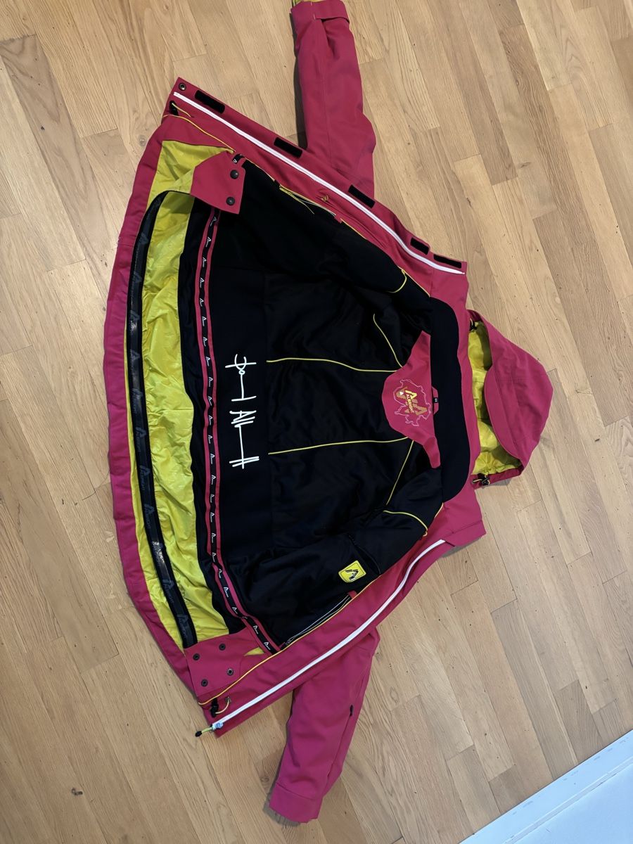 Albright Giacche: Albright Winterjacke, Himbeere, Gr. 44 – Usato da Allschwil venduto da Juicysplash8 1