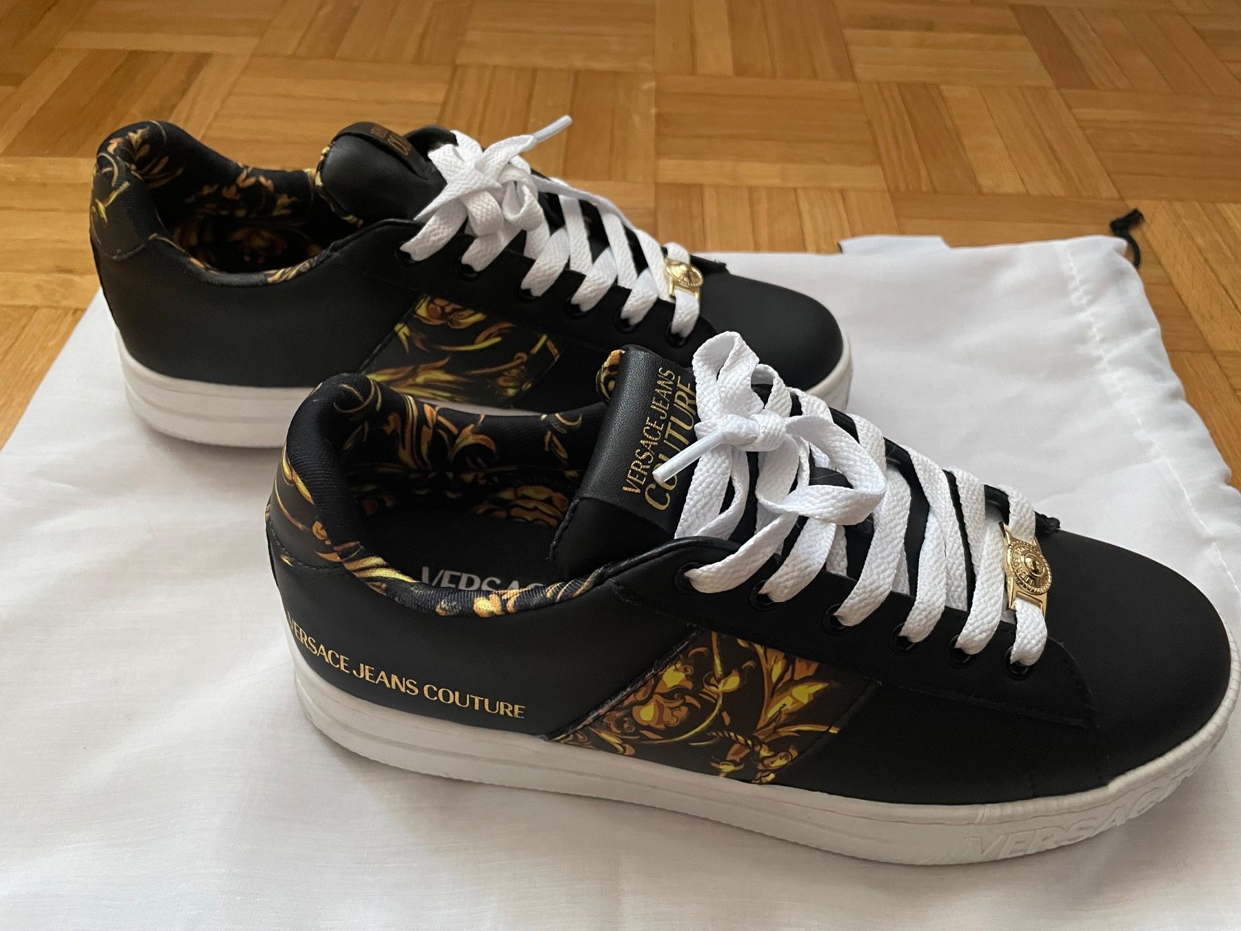 Versace Scarpe da donna: Schuhe Versace Jeans Coture gr. 39 – Nuovo (secondo la descrizione) da Zürich venduto da Maggi1980 2
