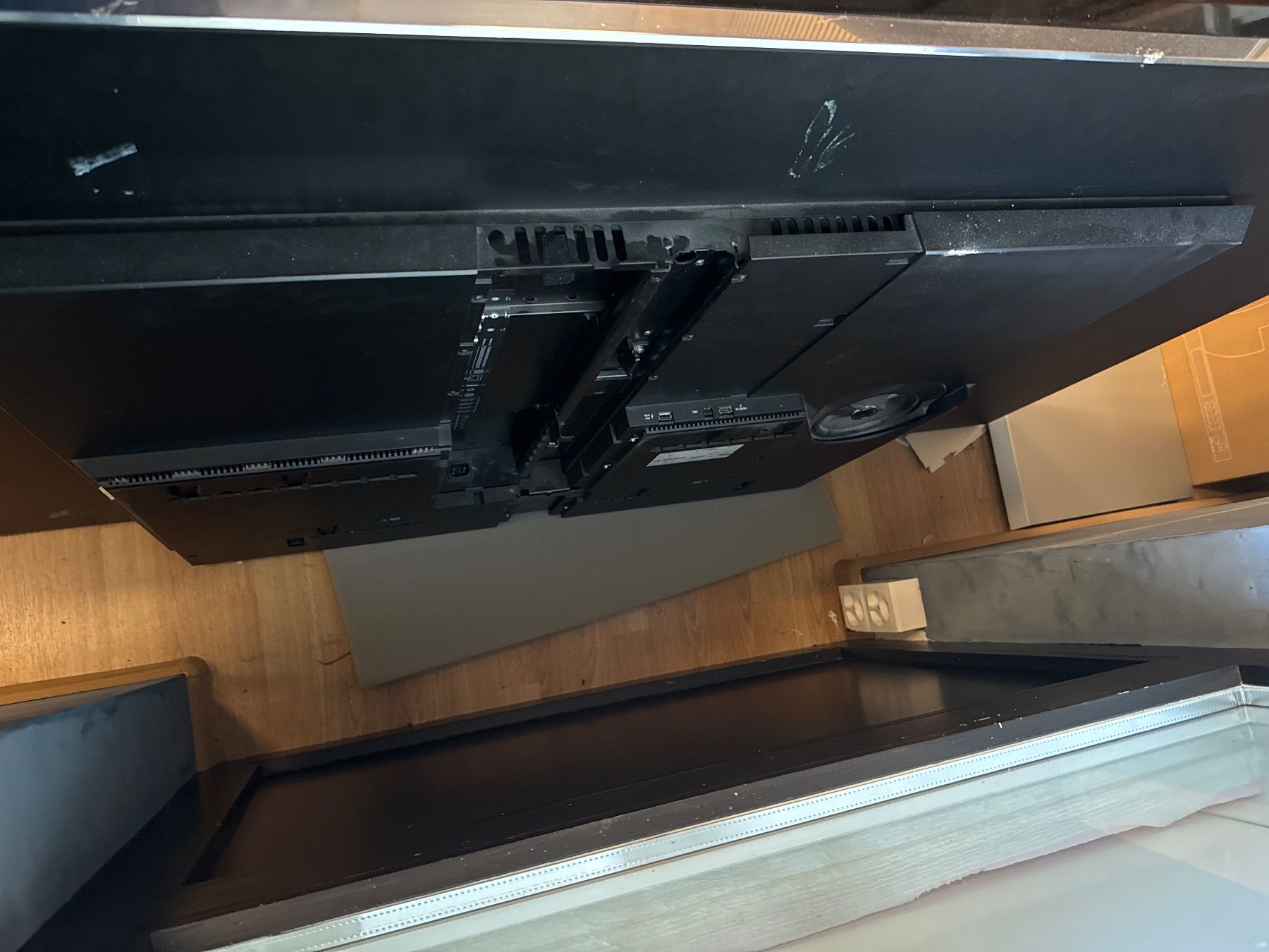 Bang & Olufsen Televisori: BeoVision Avant 75 Zoll  – Usato da Basel venduto da Tecniteen 1