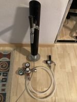 Zapfsäule Zapfhahn mit Anschluss