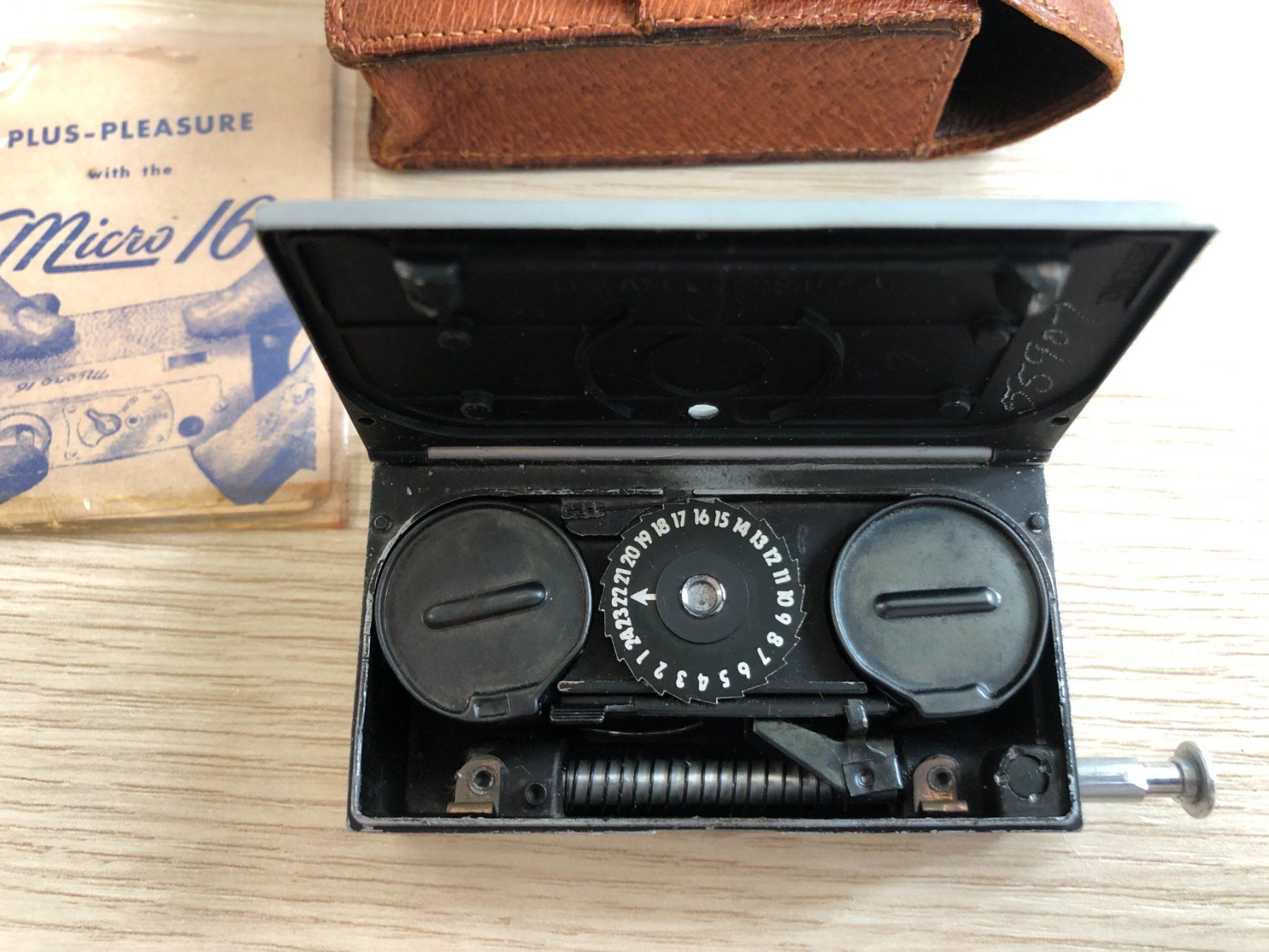 Kamera: Whittaker Micro16 (1946) da collezione – Defekt aus Camorino von c_raf 1