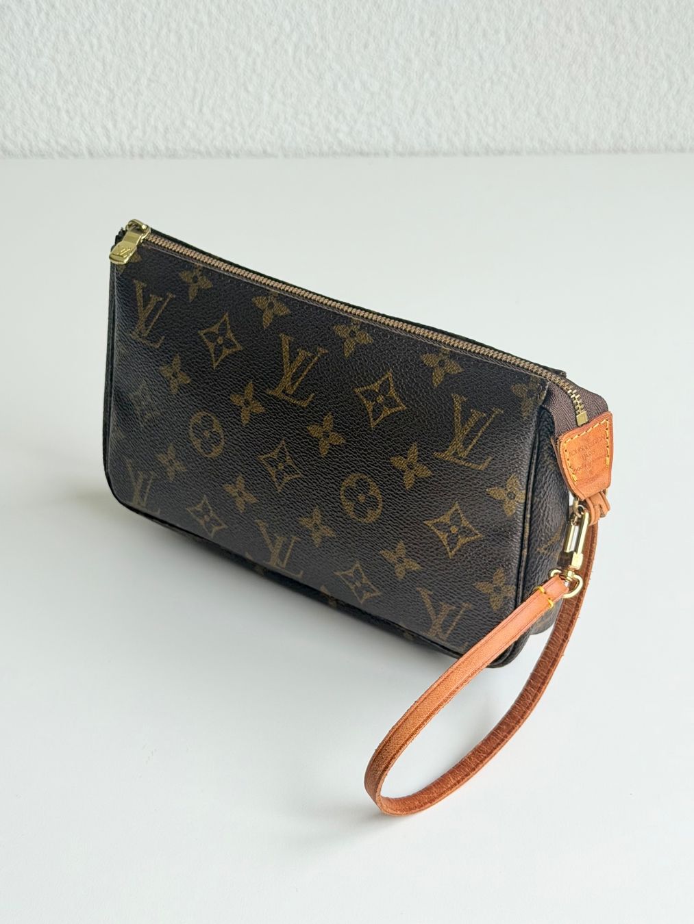 Louis Vuitton Borse da donna: Louis Vuitton Pochette Accessoires – Usato da Reinach AG venduto da gab_8s7m 3