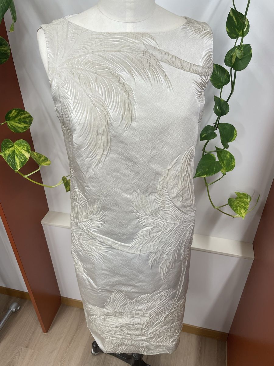 Annette Görtz Kleider: Kleid Annette Görtz Grösse 38 silberfarben  – Gebraucht aus Steffisburg von kla_65qs 3