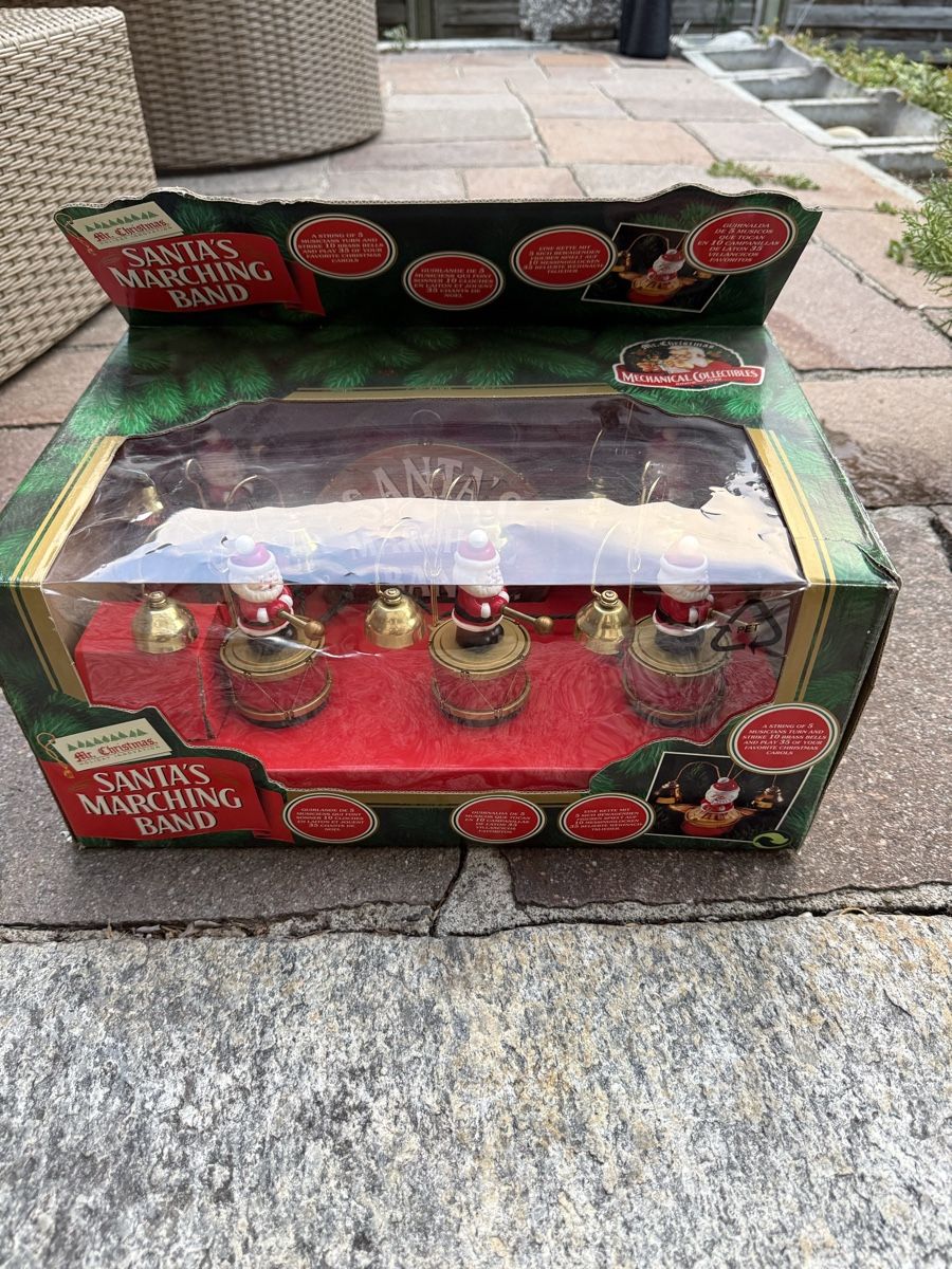 Tutte le decorazioni: Mr. Christmas Santa's Marching Band – Usato da suhr venduto da qwertzu04 2