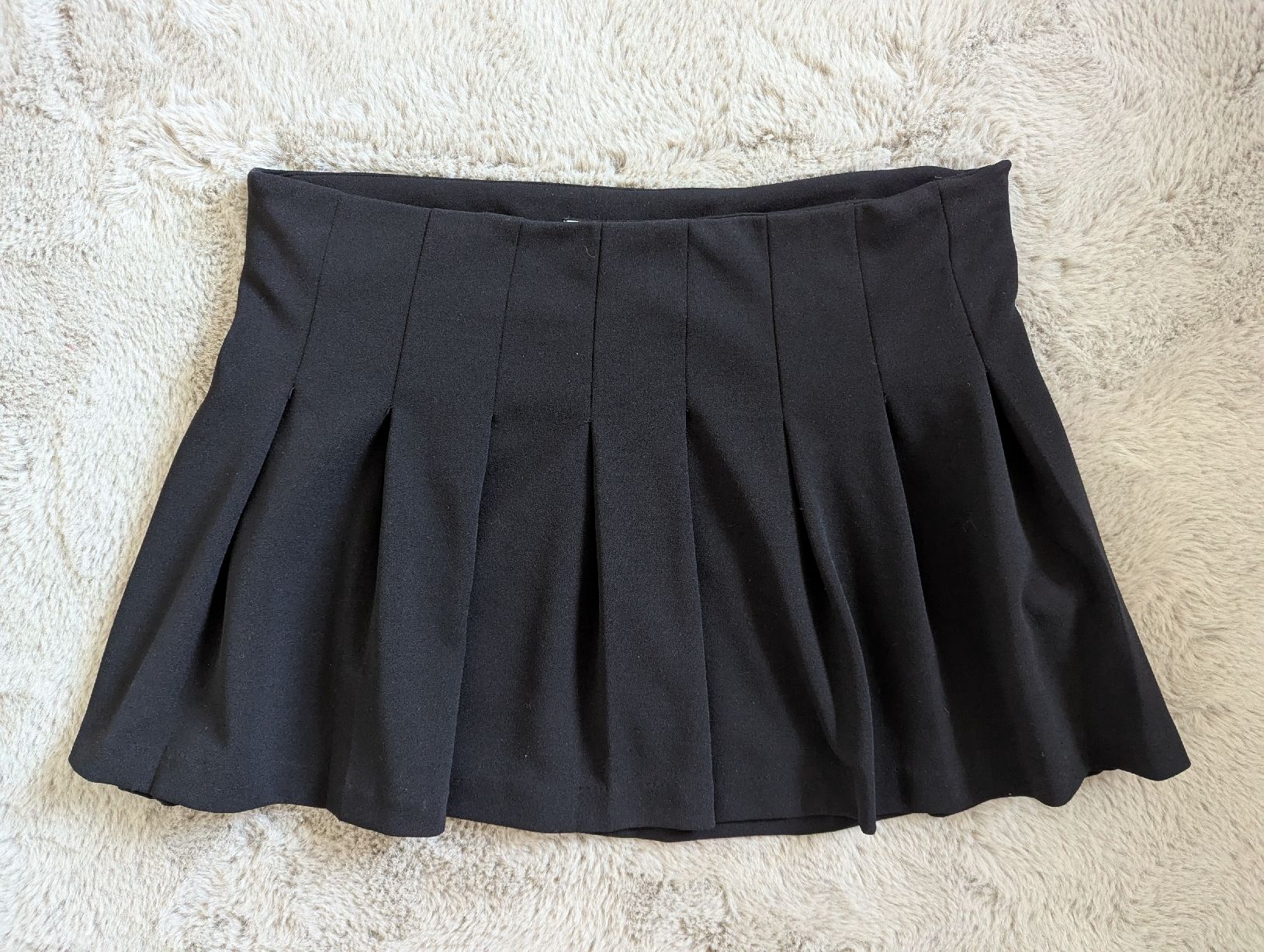 Zara Röcke: petite jupe noire Zara M – Neu (gemäss Beschreibung) aus Montreux von dem_gyt9