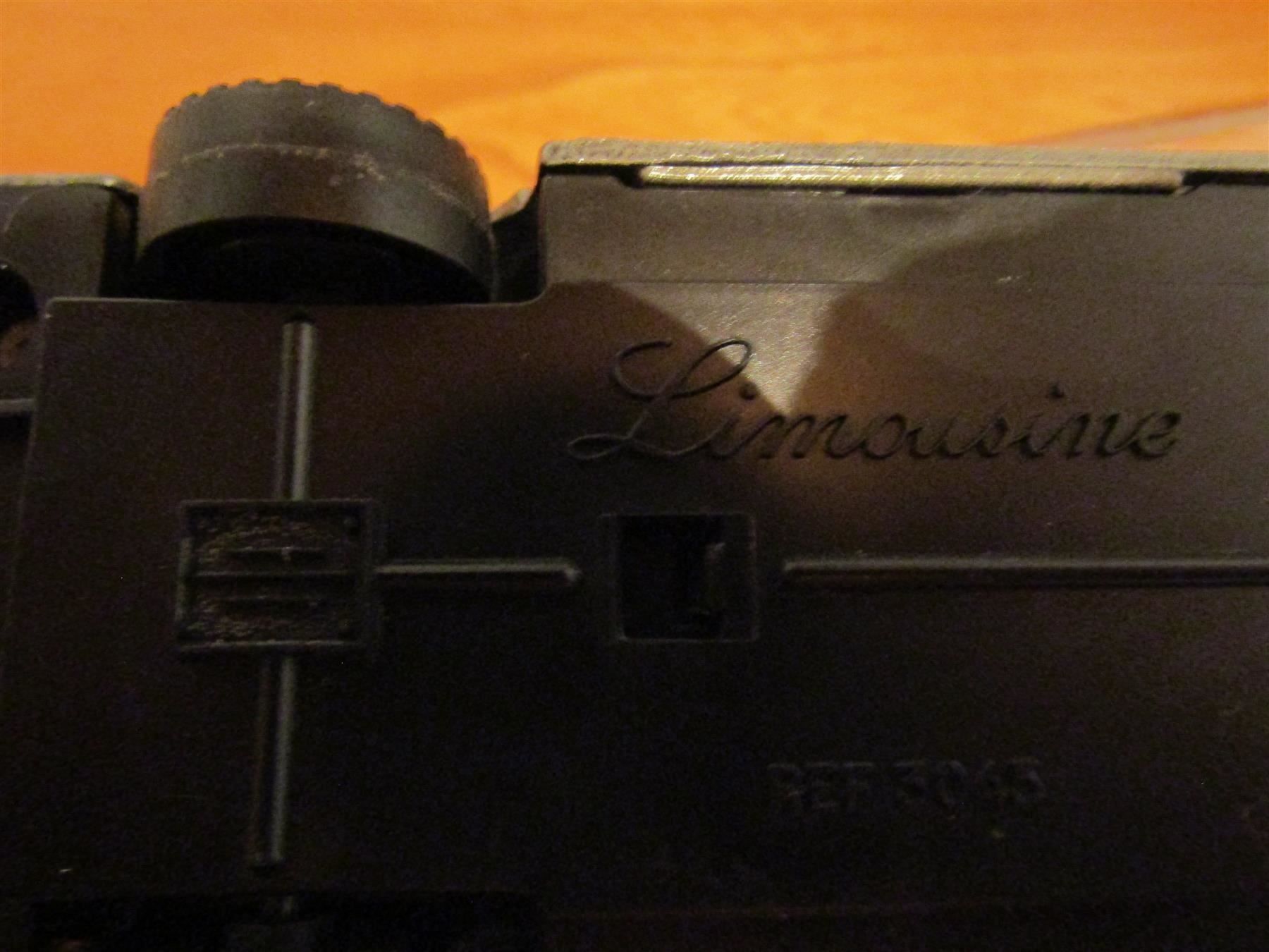 Majorette Modellini d'auto: Limousine Majorette - REF 3045 - ECH1/32            (Nr.02) – Difettoso da Herzogenbuchsee venduto da Winigo 6