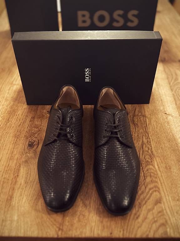 Scarpe da uomo: Hugo Boss Schuhe Neu – Nuovo e nell'imballaggio originale da Mettmenstetten venduto da -Zindel-
