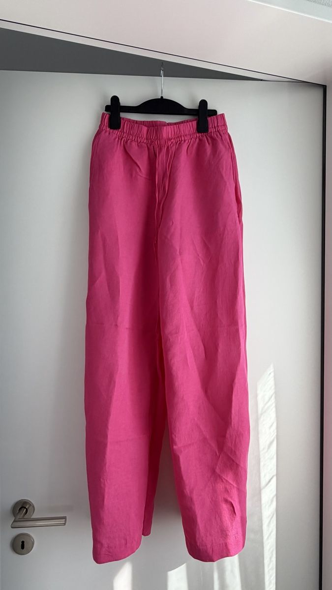 H&M Hosen: H&M – Gebraucht aus Oberuzwil von ale_xp2b