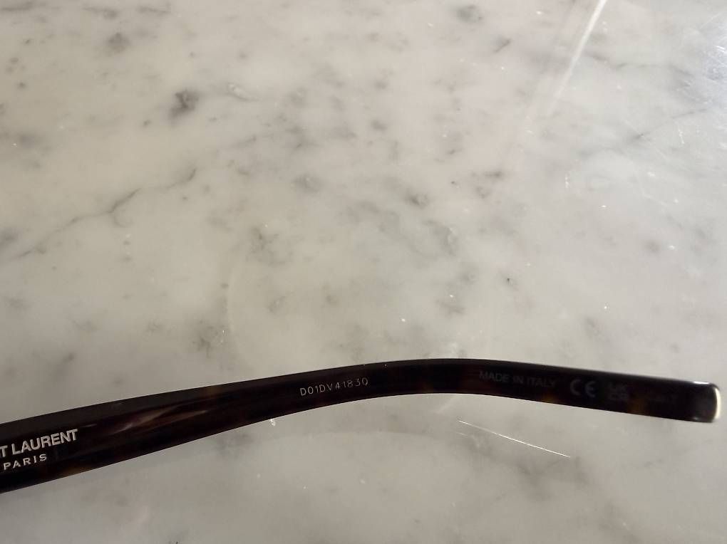 Occhiali & Lenti: Saint Laurent Sunnies – Usato da Adligenswil venduto da TST04 4