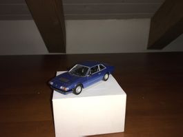 Ferrari 365 GT4 2+2 — 1/43 seltenes Modell!!