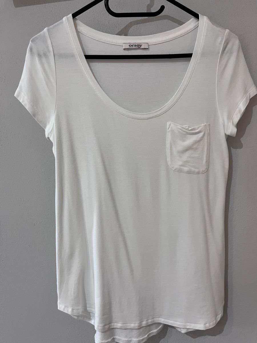 Kleiderpakete: 3 T-Shirts XS/S – Gebraucht aus Kreuzlingen von nic_mqj5 1