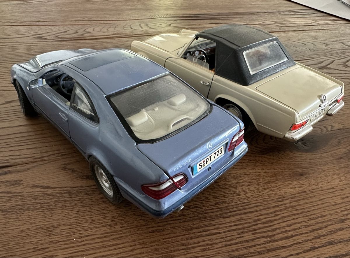 Mercedes-Benz Modellini d'auto: 2 x Mercedes 1:18  – Usato da Liestal venduto da Tschopp77 1