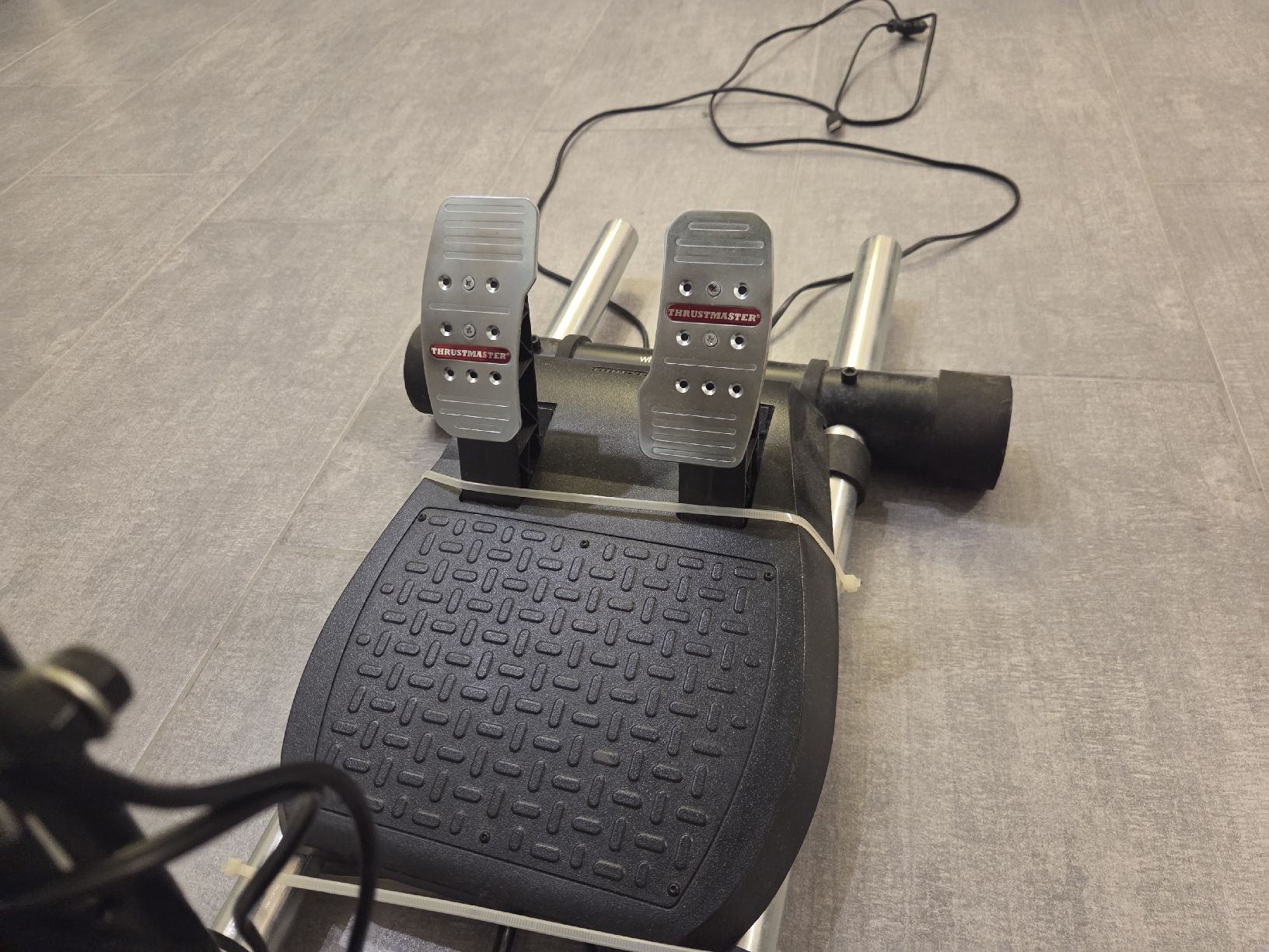 Thrustmaster Controller: Thrustmaster t300 Play Station 4/5 – Gebraucht aus Bassersdorf von Hockeygoalie84 5