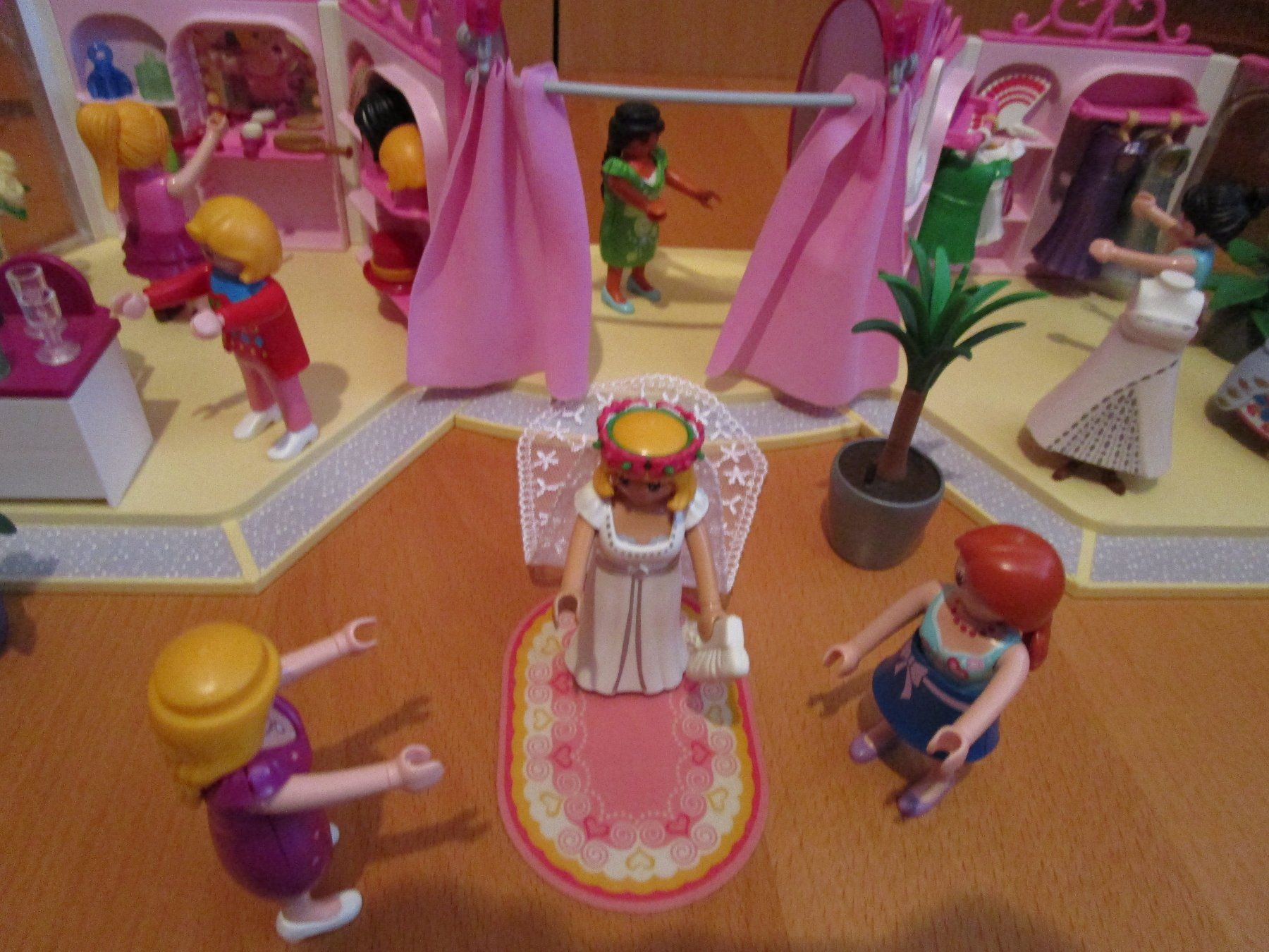 Playmobil Spielzeuge: Playmobil  -  Brautgeschäft – Gebraucht aus Wetzikon ZH von Storchadebar 2