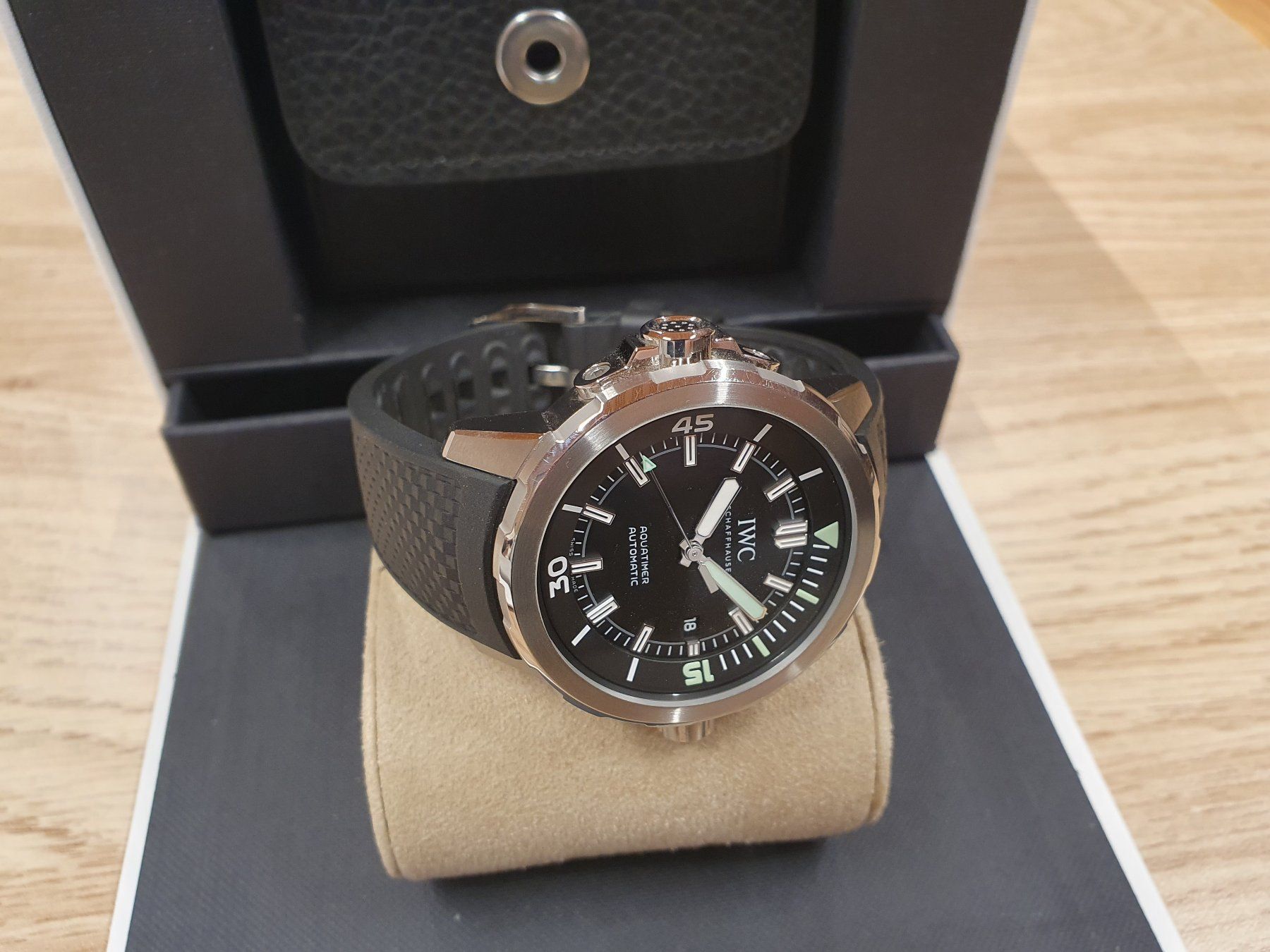 IWC Montres: IWC Aquatimer / 2025 / Full Set – Neuf (Voir description) à Binn par STI-SWISS 3