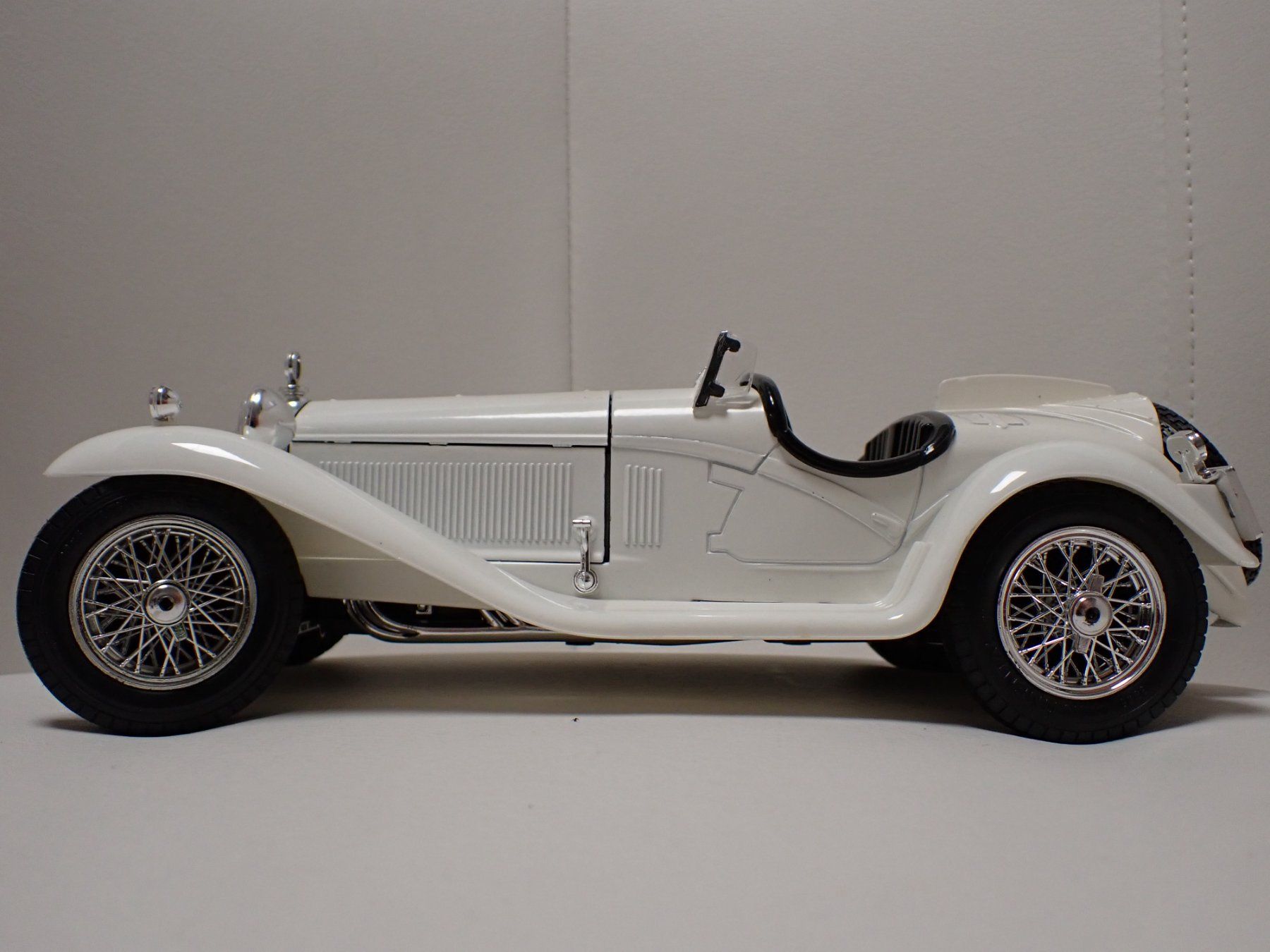 Alfa Romeo Modellautos: Alfa Romeo 2300 Spider (1932) – Neu (gemäss Beschreibung) aus Zürich von ikaufen